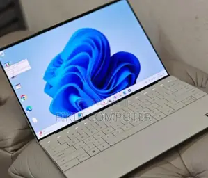 New Laptop Dell XPS 13 9320 32GB Intel Core I7 SSD 1T