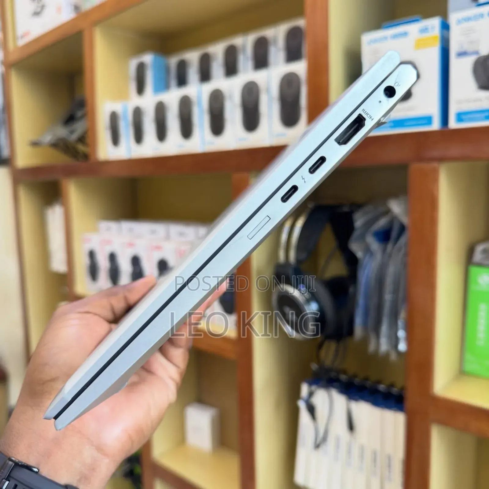 New Laptop HP EliteBook 830 G8 16GB Intel Core I5 SSD 512GB