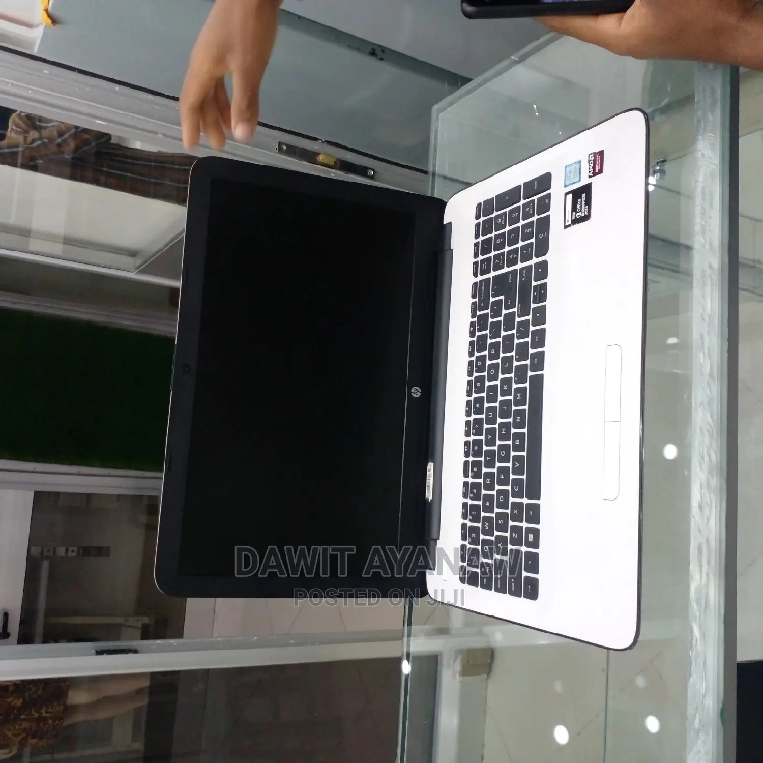 New Laptop HP Stream Notebook 8GB Intel Core I5 HDD 1T