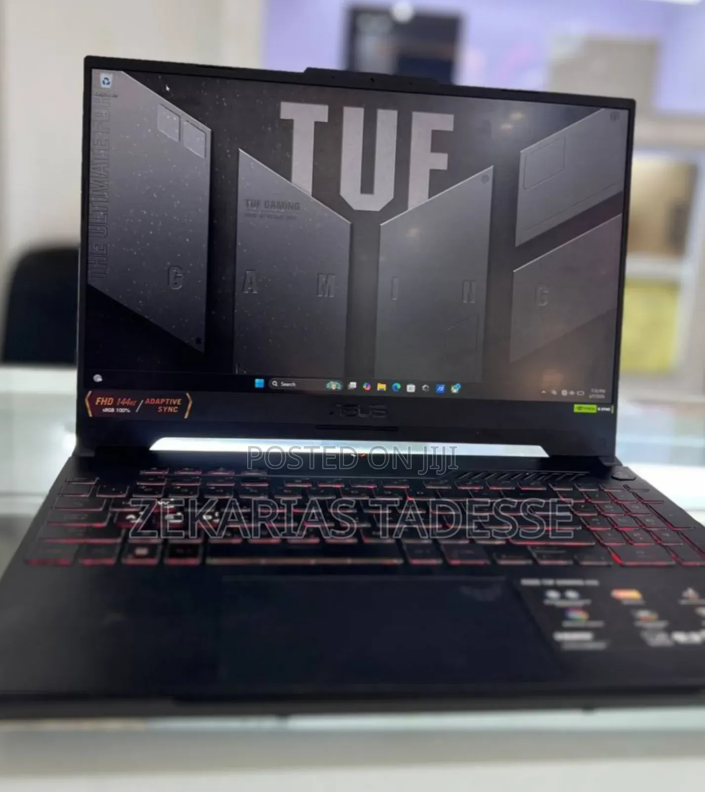 New Laptop Asus 16GB AMD Ryzen 7 SSD 1T