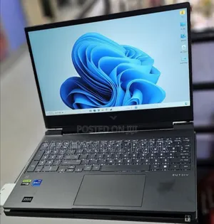 New Laptop HP Victus 15 16GB Intel Core I7 SSD 512GB