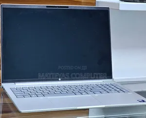New Laptop HP 16GB Intel Core Ultra 7 SSD 512GB