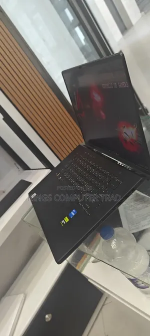 New Laptop Asus ROG Zephyrus G15 16GB Intel Core i7 SSD 512GB