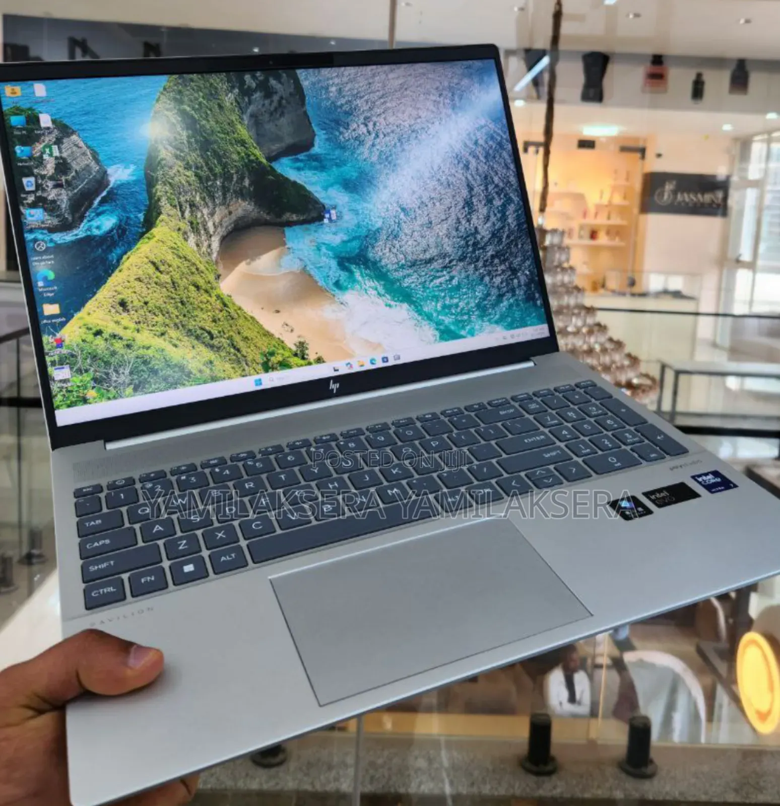 New Laptop HP Pavilion 15 16GB Intel Core Ultra 7 SSD 1T