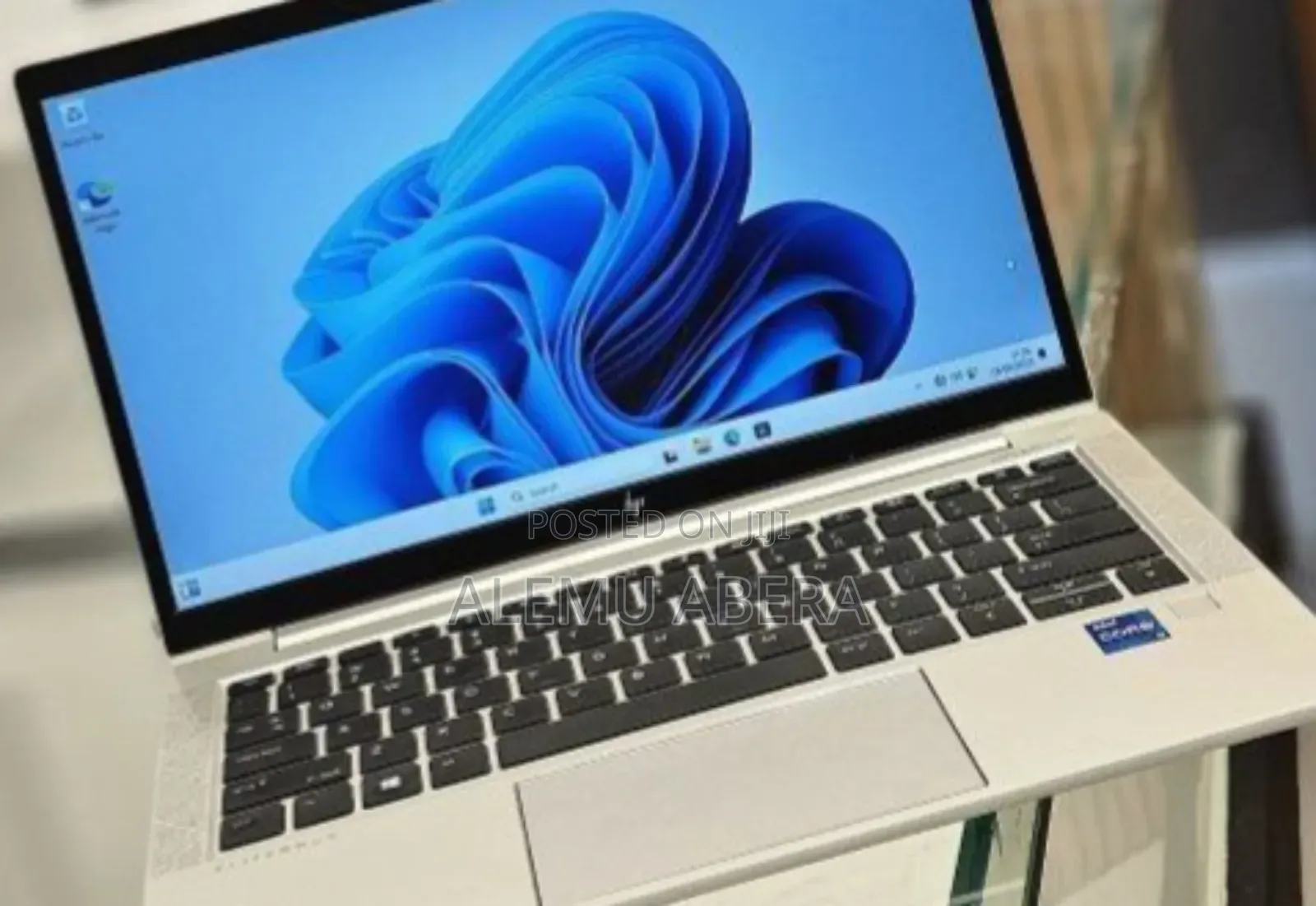 New Laptop HP EliteBook 830 G8 16GB Intel Core i7 SSD 512GB