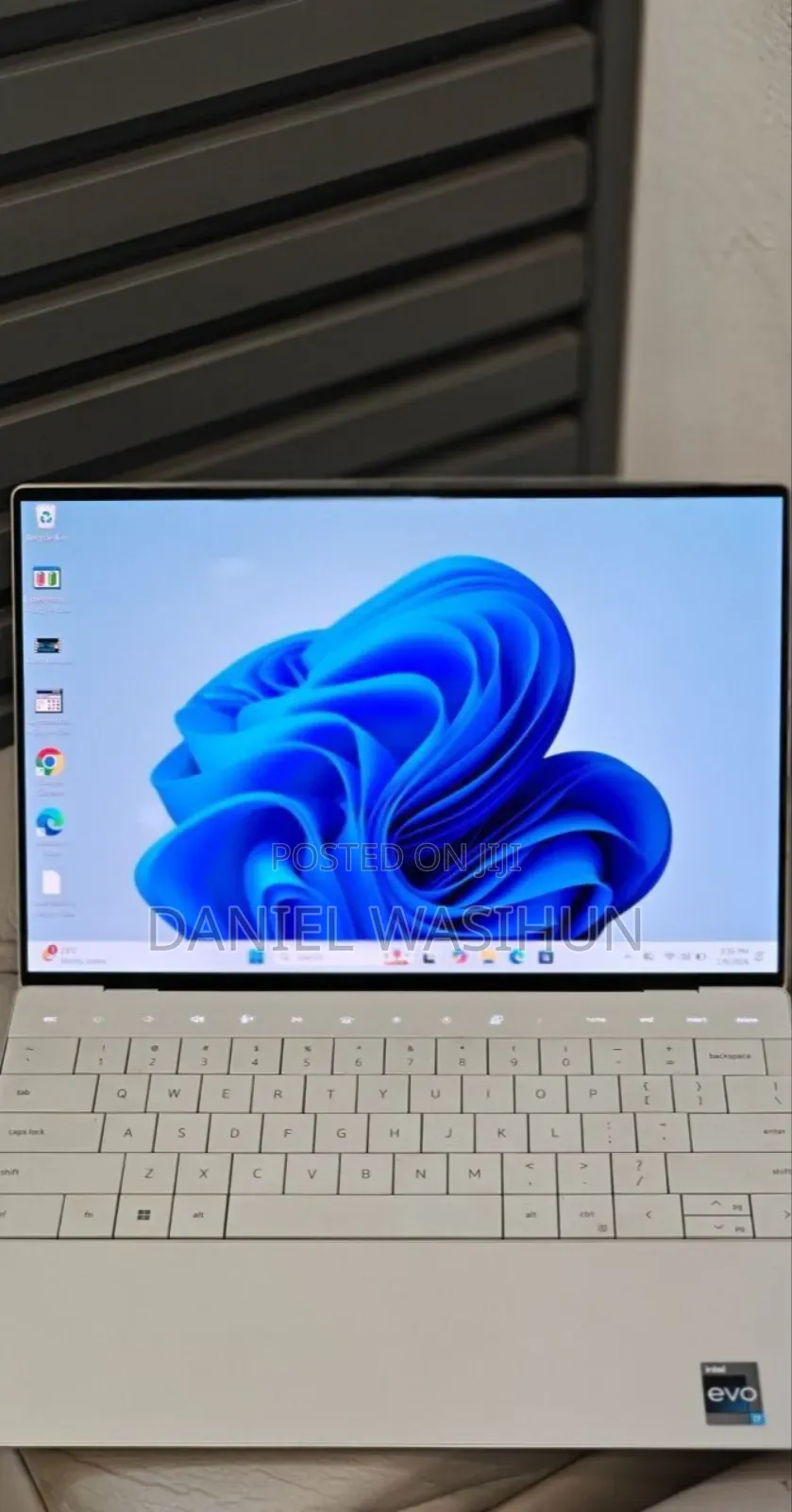 New Laptop Dell XPS 13 9320 32GB Intel Core I7 SSD 1T