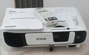 Brand New Epson Projector Model Name: Eb-S41