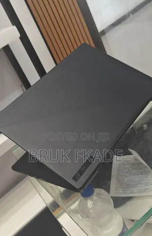 New Laptop Asus ROG Zephyrus G15 16GB Intel Core I7 SSD 512GB