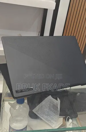 New Laptop Asus ROG Zephyrus G15 16GB Intel Core I7 SSD 512GB