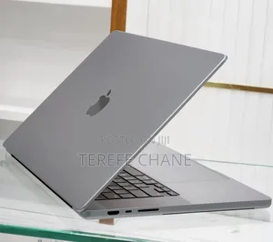 New Laptop Apple MacBook Pro M1 16GB Intel Core i5 SSD 512GB