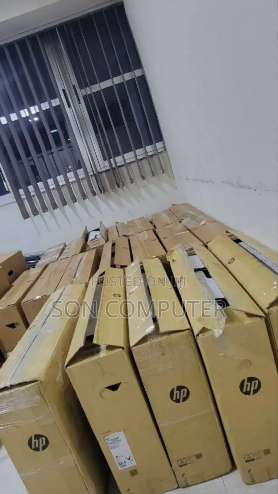 New Desktop Computer HP 200 G4 All-in-One 8GB Intel Core I5 SSD 512GB