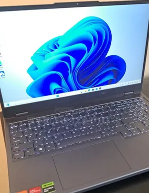 New Laptop Lenovo Legion 5 16GB AMD Ryzen 7 SSD 512GB