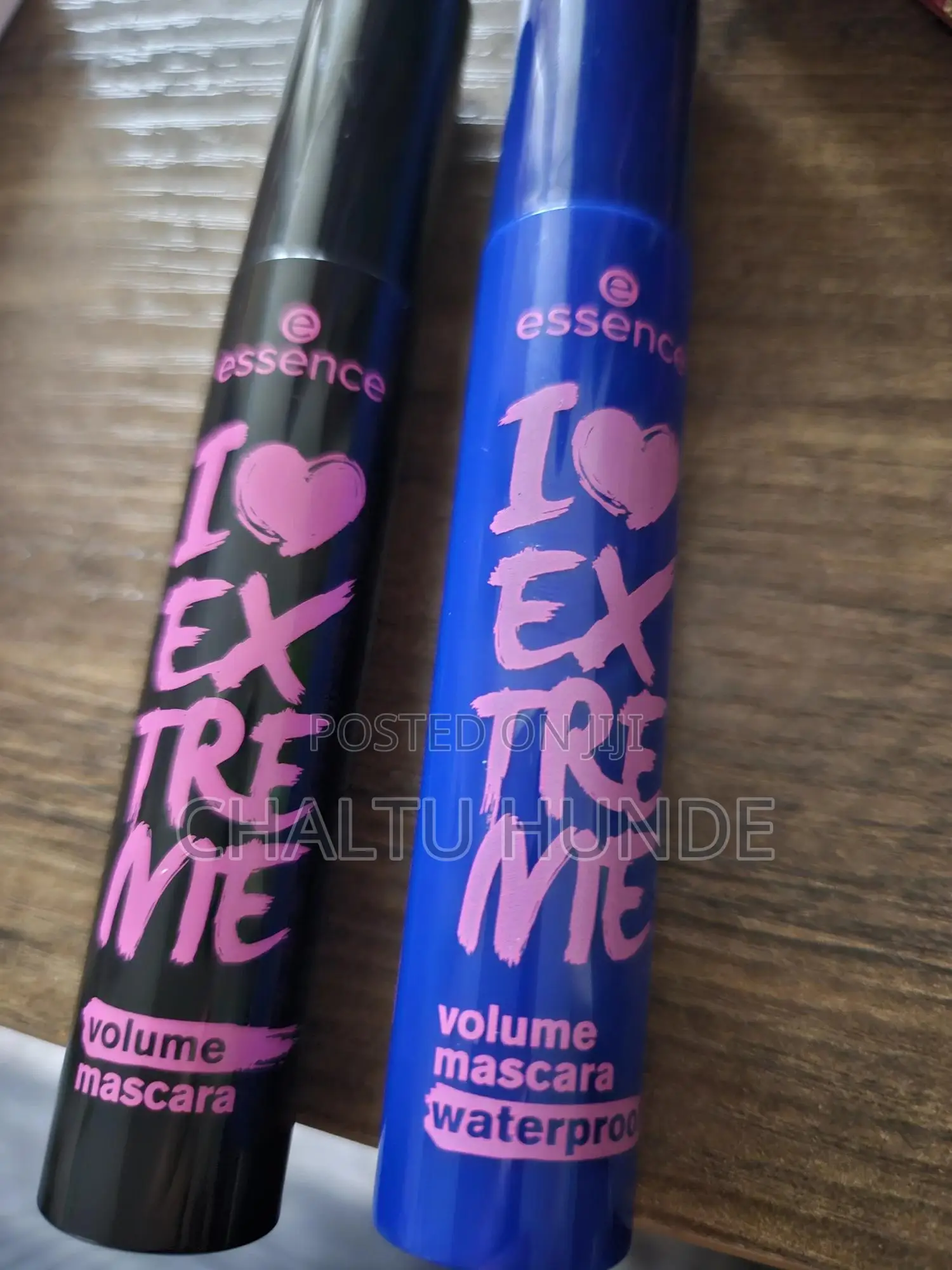 Mascara Essence