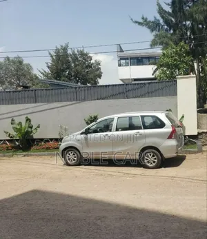 Toyota Avanza 2015 Silver