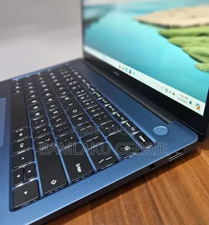 New Laptop 8GB Intel Core I5 SSD 512GB