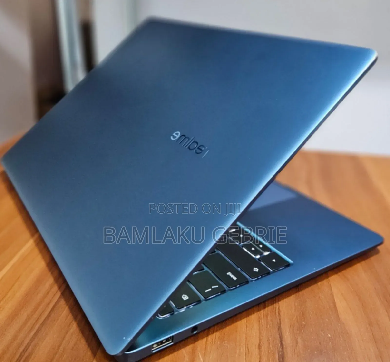 New Laptop 8GB Intel Core I5 SSD 512GB