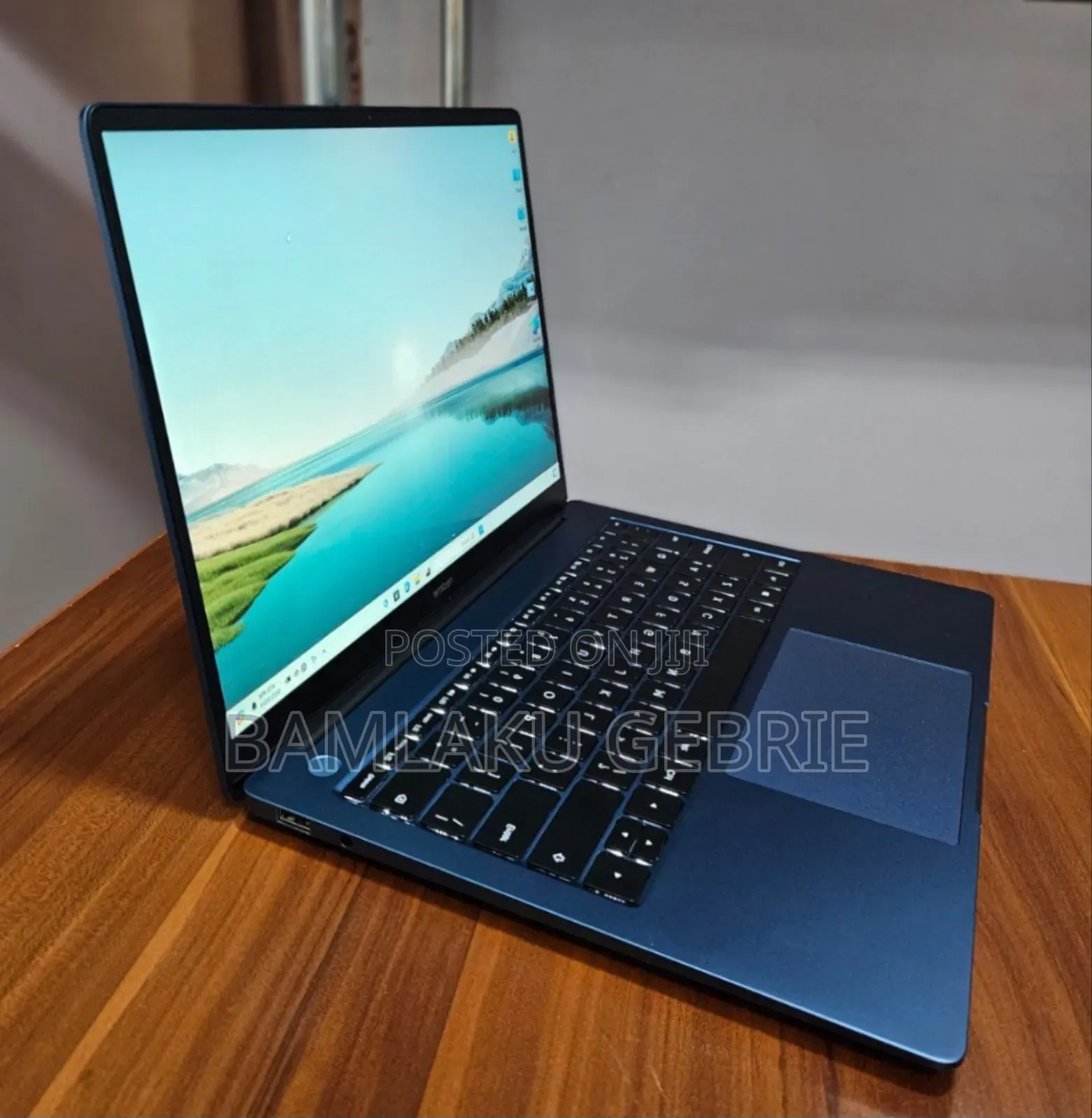 New Laptop 8GB Intel Core I5 SSD 512GB