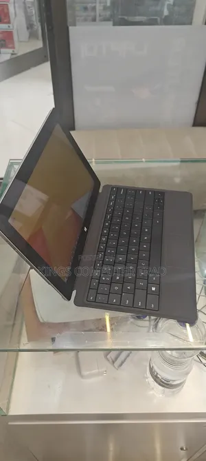 New Laptop Microsoft Surface 2GB Nvidia SSD 60GB