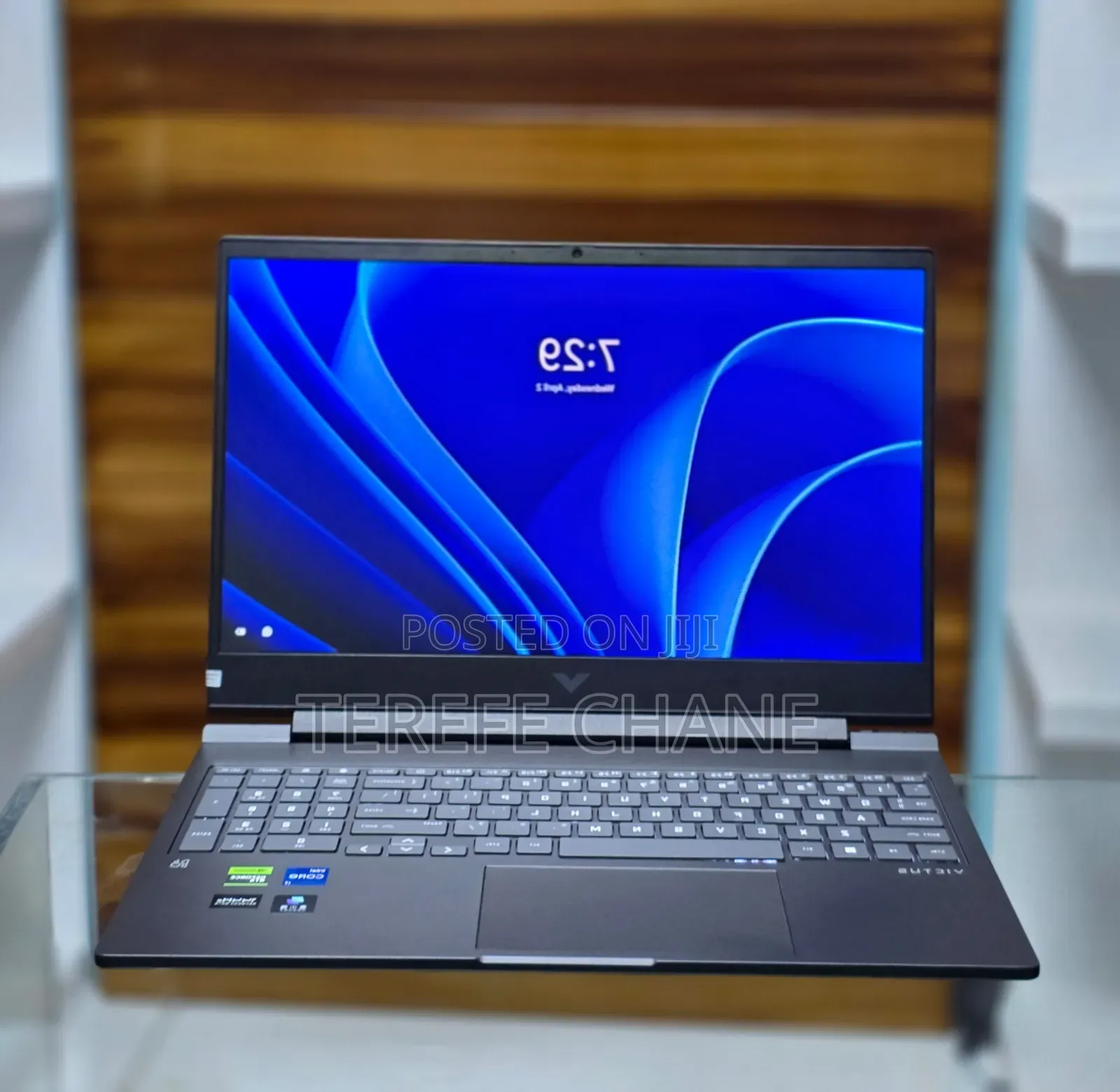 New Laptop Apple MacBook Pro M1 16GB Intel Core I5 SSD 512GB