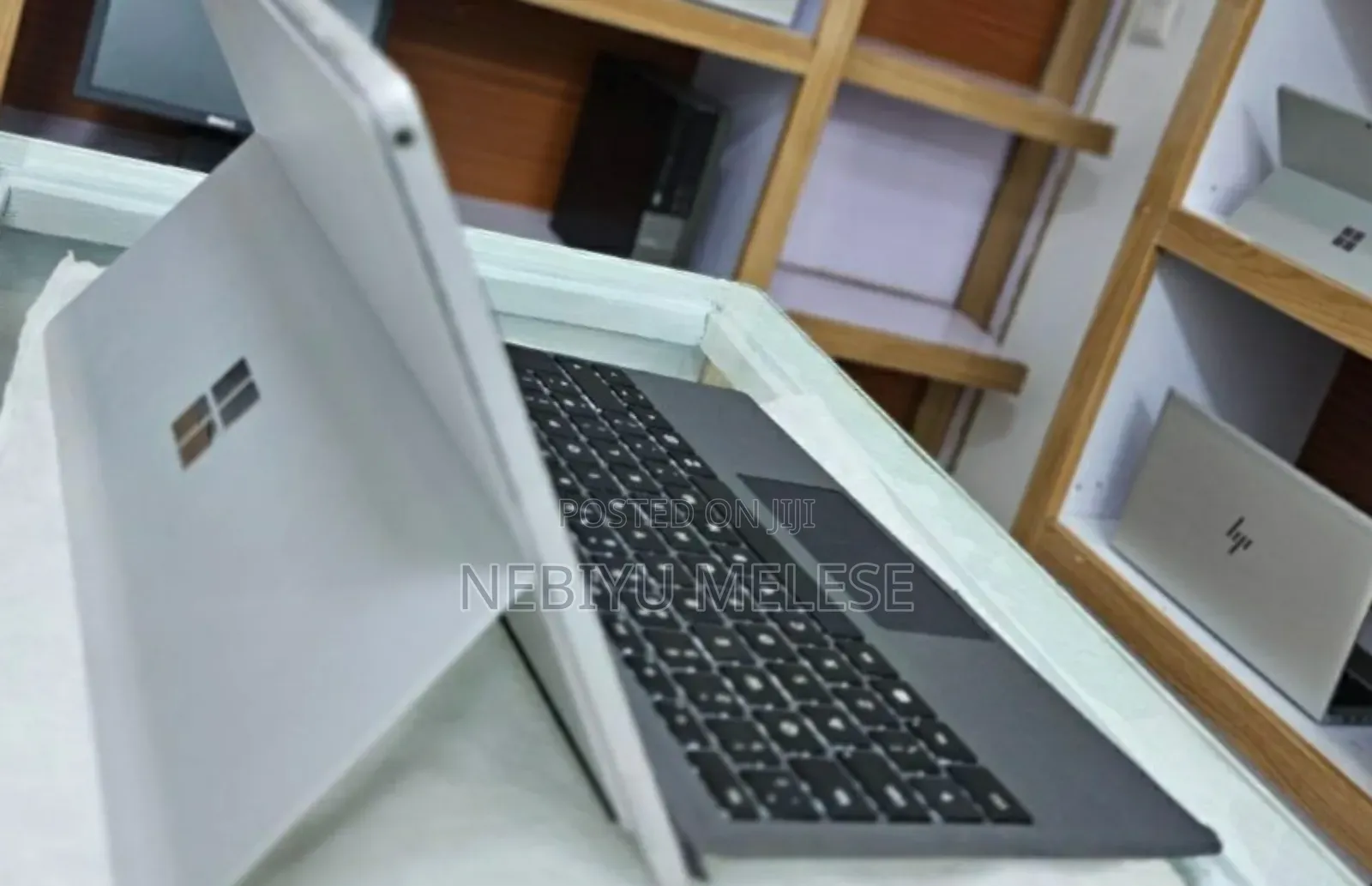 New Laptop Microsoft Surface Pro 7 16GB Intel Core I7 SSD 256GB