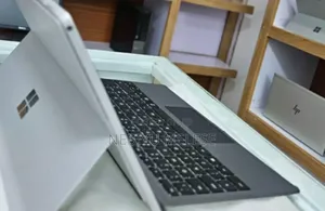 New Laptop Microsoft Surface Pro 7 16GB Intel Core I7 SSD 256GB