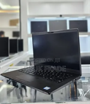 New Laptop Dell Latitude 5310 8GB Intel Core I5 SSD 256GB