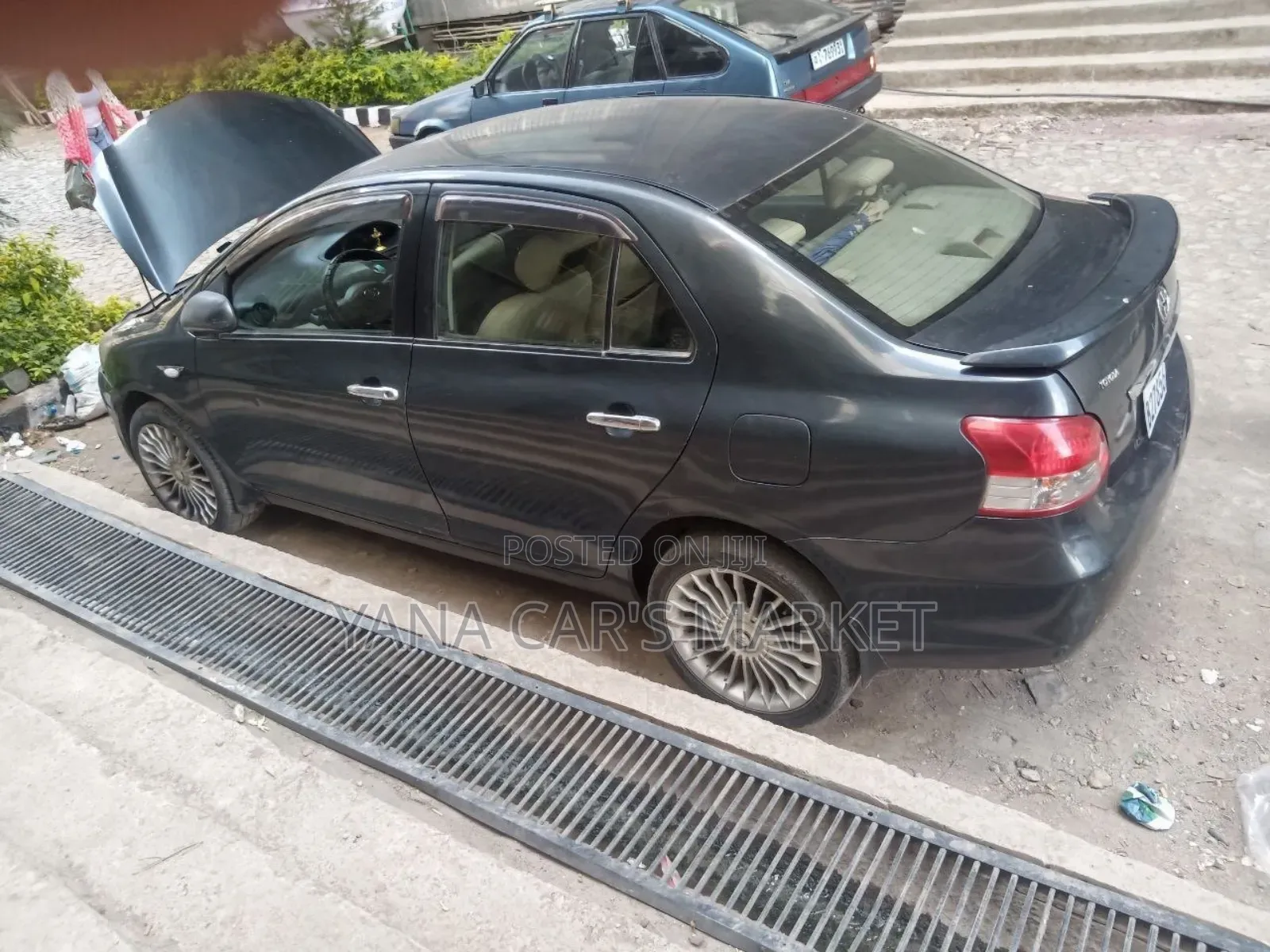 Toyota Belta 2008 Blue
