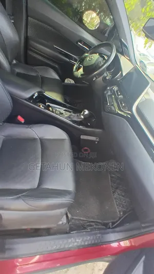 Toyota C-HR 2021 Burgundy