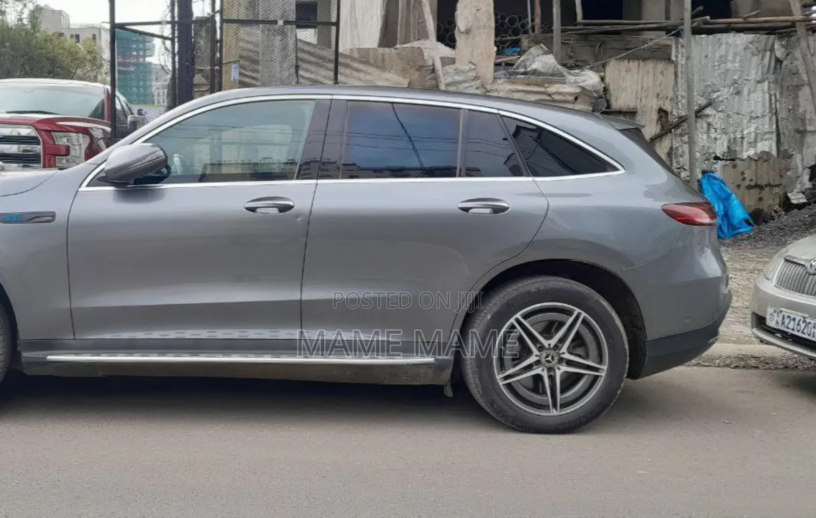 Mercedes-Benz EQC EQC400 4MATIC 2022 Gray