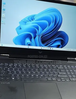 New Laptop HP Victus 15 16GB Intel Core I7 SSD 512GB
