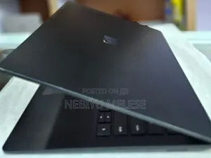 New Laptop Microsoft Surface Laptop 4 16GB Intel Core I7 SSD 512GB