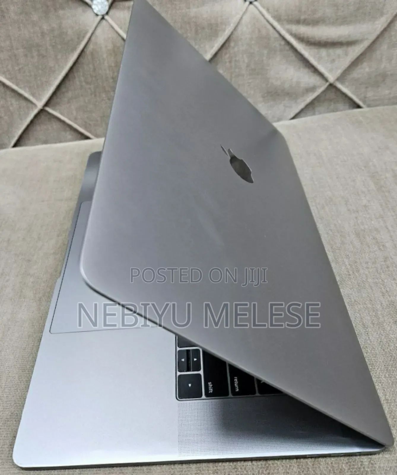 New Laptop Apple MacBook Pro 2019 16GB Intel Core I9 SSD 512GB