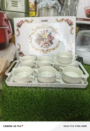 የሾርባ ሴት ማቅረቢያ