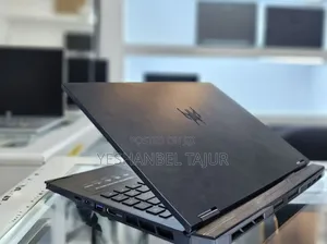 New Laptop Acer Predator Helios 300 16GB Intel Core Ultra 7 SSD 1T