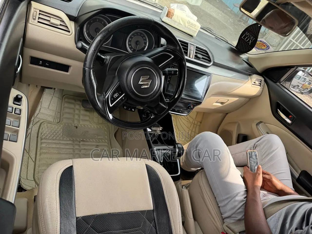 Suzuki Dzire 2022 Silver