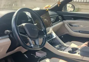 BYD Frigate 07 DM-i 2024