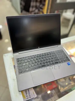 New Laptop HP ZBook 14 16GB Intel Core I7 SSD 512GB