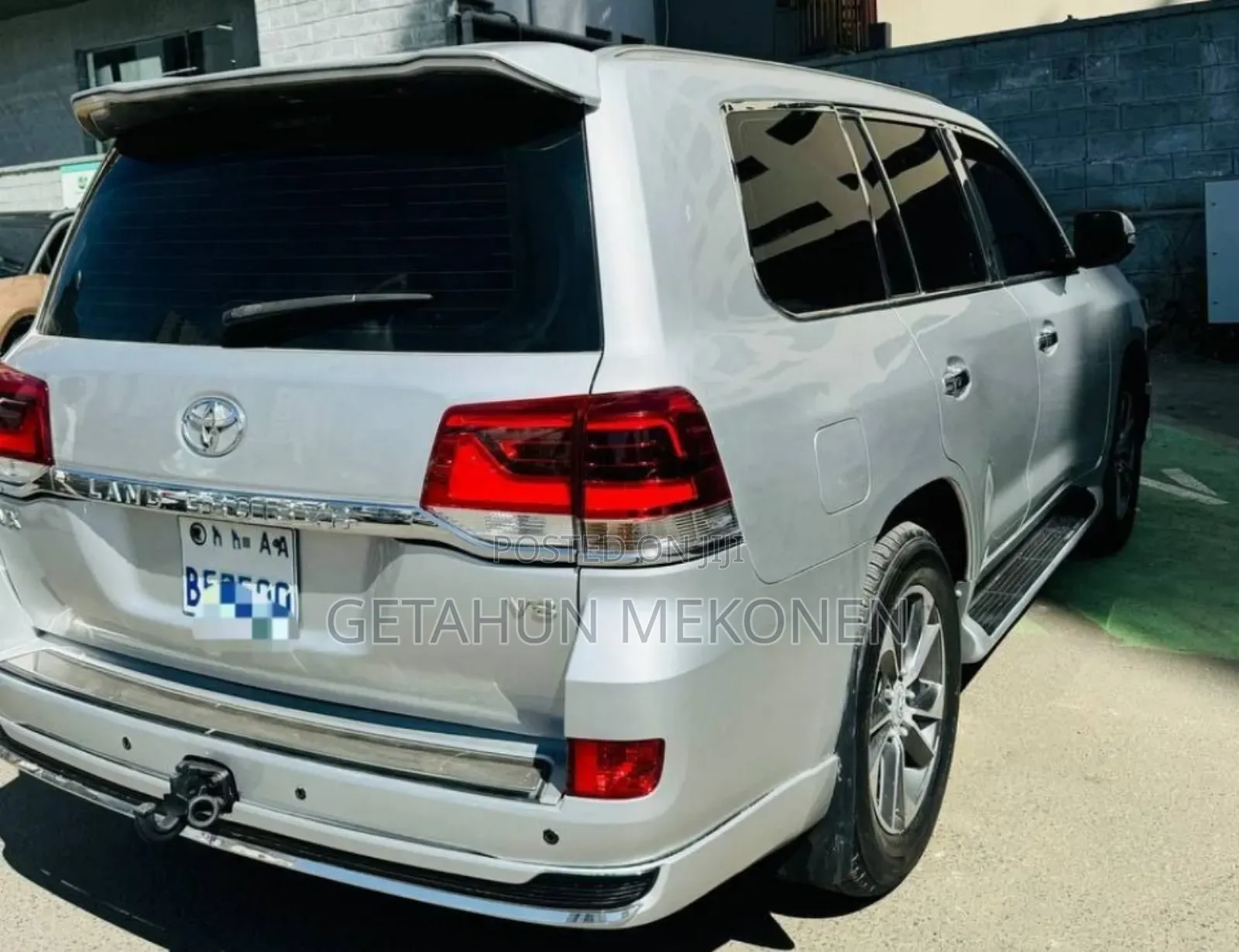 Toyota Land Cruiser 2010 Silver