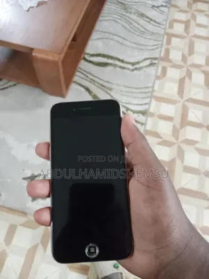 Apple iPhone 8 64 GB White