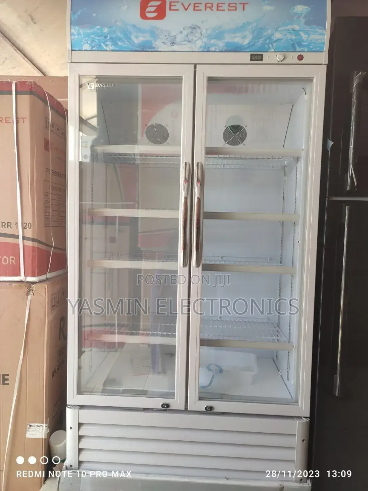 Display Showcases 750litters 2-Door Delivery