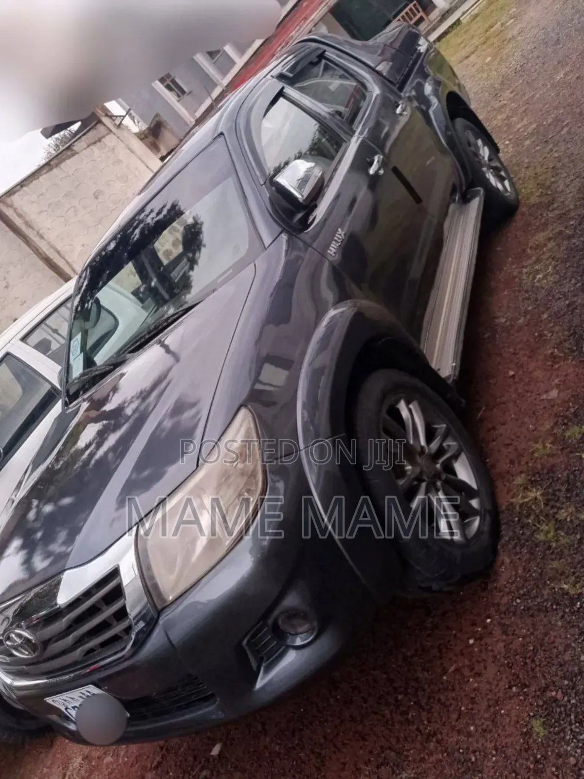 Toyota Hilux 2012 Gray
