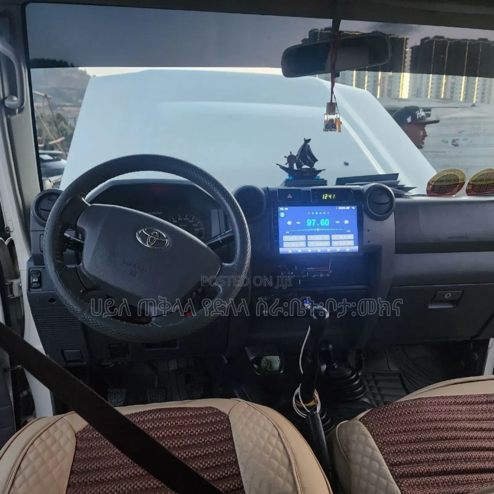 Toyota Land Cruiser 2017 Off white