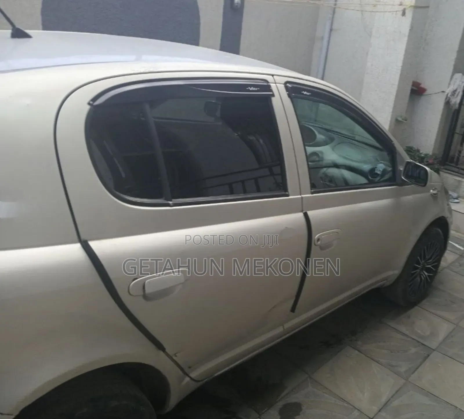 Toyota Vitz 2003 Gold