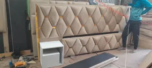 ባለ ወርቅማው ዘመናዊ አልጋ"