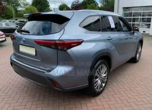 New Toyota Highlander 2023 Gray