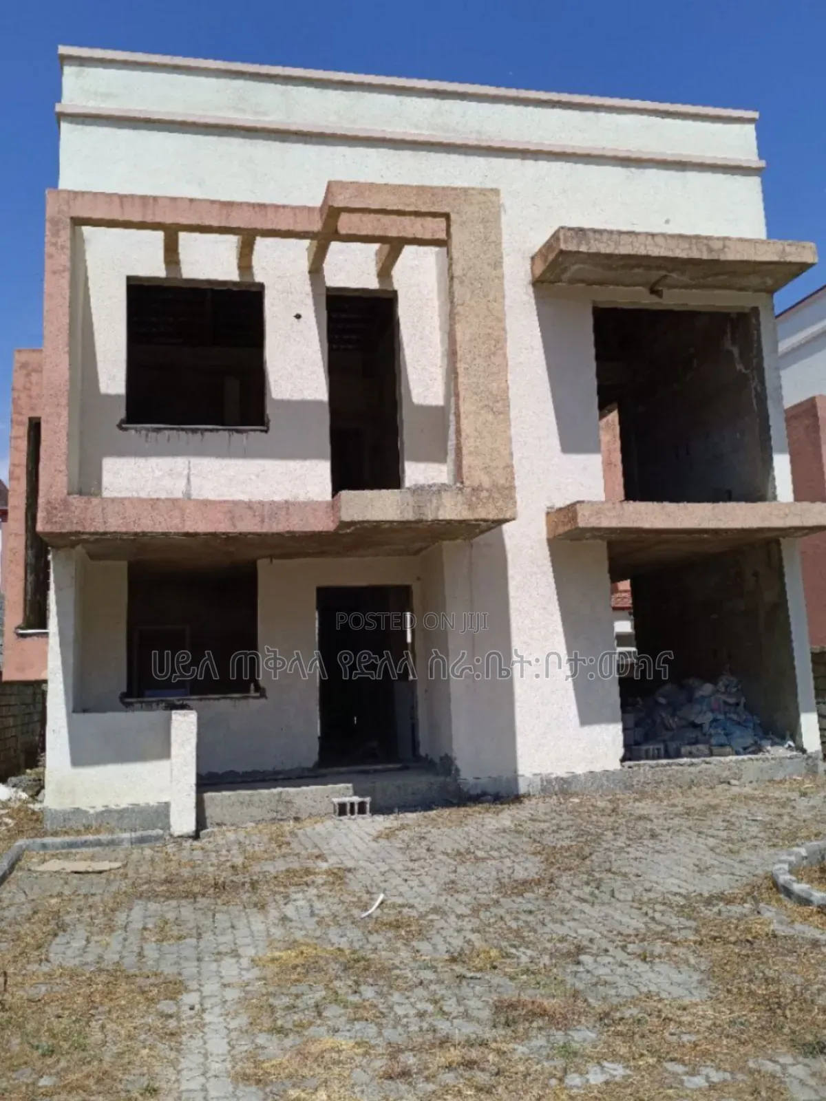 6bdrm Townhouse/Terrace in Ccd Real State, Oromia-Finfinne for sale