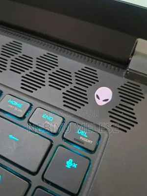 New Laptop Dell Alienware M15 R7 32GB Intel Core I9 SSD 1T