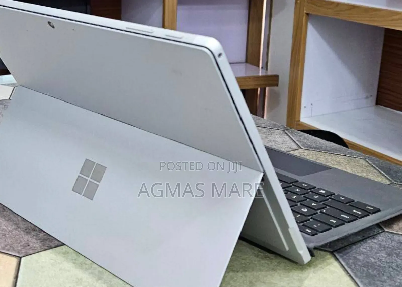 New Laptop Microsoft Surface Pro 7+ 16GB Intel Core I7 SSD 256GB