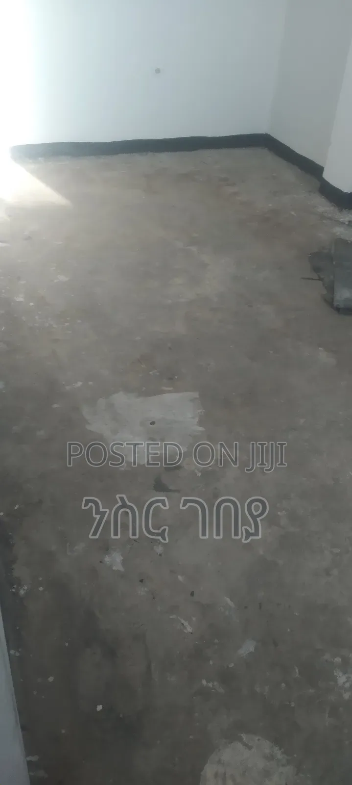 2bdrm Condo in Ayat Tsebel, Yeka for rent