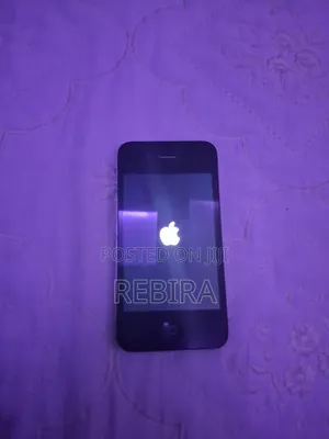 Apple iPhone 4 16 GB Black